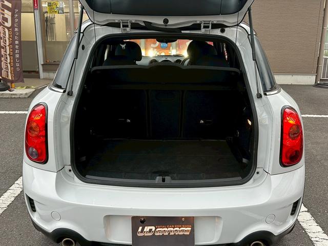 ＭＩＮＩ クーパーＳＤ　クロスオーバー　アルミホイール　ＨＩＤ　ＡＴ　盗難防止システム　ＡＢＳ　ＥＳＣ　エアコン　パワーステアリング　パワーウィンドウ（14枚目）