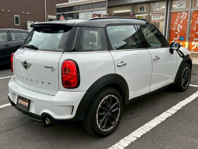 ＭＩＮＩ クーパーＳＤ　クロスオーバー　アルミホイール　ＨＩＤ　ＡＴ　盗難防止システム　ＡＢＳ　ＥＳＣ　エアコン　パワーステアリング　パワーウィンドウ（15枚目）
