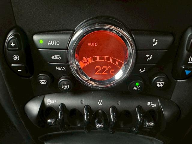 ＭＩＮＩ クーパーＳＤ　クロスオーバー　アルミホイール　ＨＩＤ　ＡＴ　盗難防止システム　ＡＢＳ　ＥＳＣ　エアコン　パワーステアリング　パワーウィンドウ（48枚目）