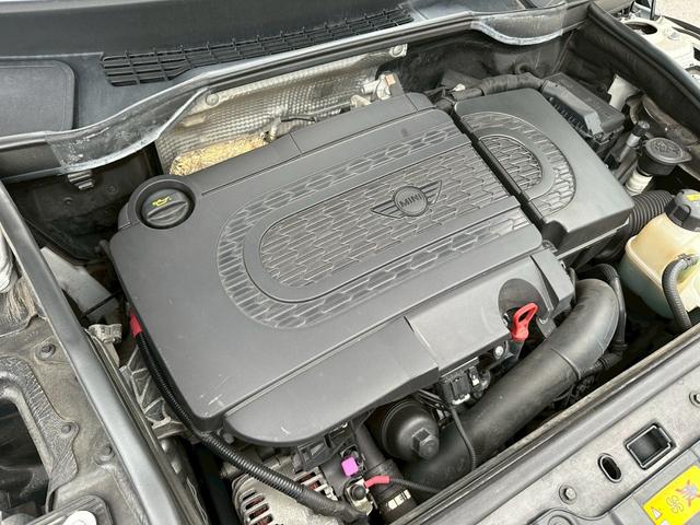 ＭＩＮＩ クーパーＳＤ　クロスオーバー　アルミホイール　ＨＩＤ　ＡＴ　盗難防止システム　ＡＢＳ　ＥＳＣ　エアコン　パワーステアリング　パワーウィンドウ（60枚目）