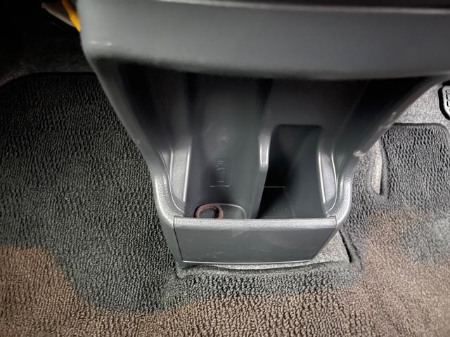 ワゴンＲ 　ＳＴＩＮＧＲＡＹ　ＡＣ　ＰＳ　ＰＷ　ＡＢＳ　ＡＷ　エアバッグ　ナビ　バックカメラ　プッシュスタート（21枚目）