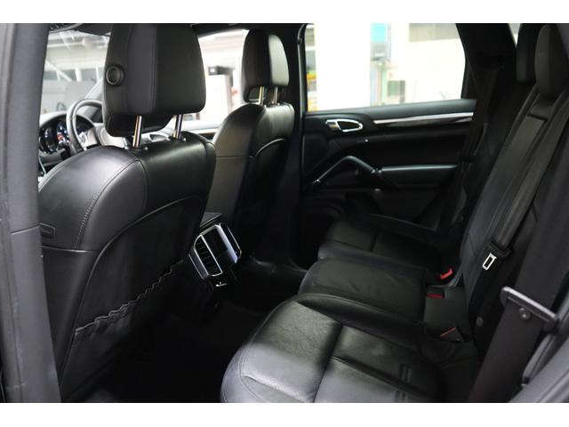 カイエン ベースグレード　Ｂｌｕｅｔｏｏｔｈ　レザーシート　シートヒーター　Ｂカメラ　ＴＶ（31枚目）