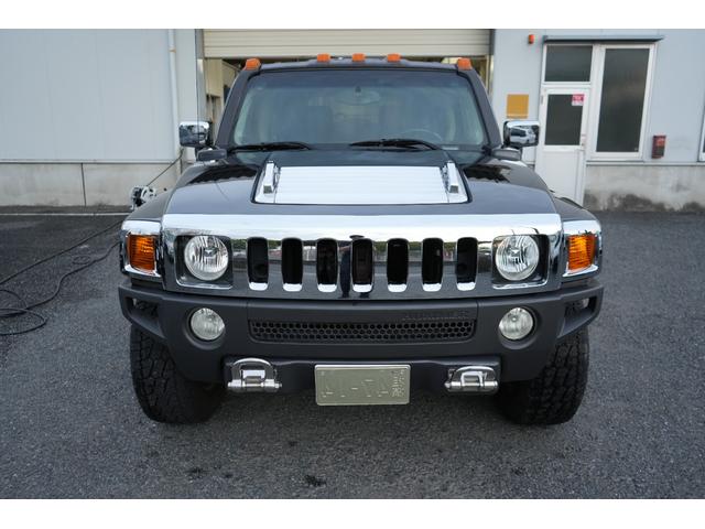 ハマーＨ３ 　タイプＧ　左ハンドル　サンルーフ　正規ディーラー車（保証書＆取説）　ツートンレザーシート　パワーシート　社外ナビ　Ｂｌｕｅｔｏｏｔｈ　Ｂカメラ　記録簿　ＴＶ（12枚目）