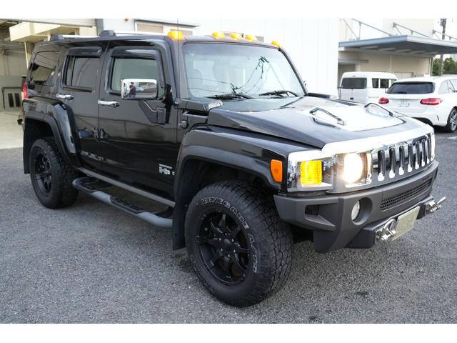 ハマーＨ３ 　タイプＧ　左ハンドル　サンルーフ　正規ディーラー車（保証書＆取説）　ツートンレザーシート　パワーシート　社外ナビ　Ｂｌｕｅｔｏｏｔｈ　Ｂカメラ　記録簿　ＴＶ（23枚目）