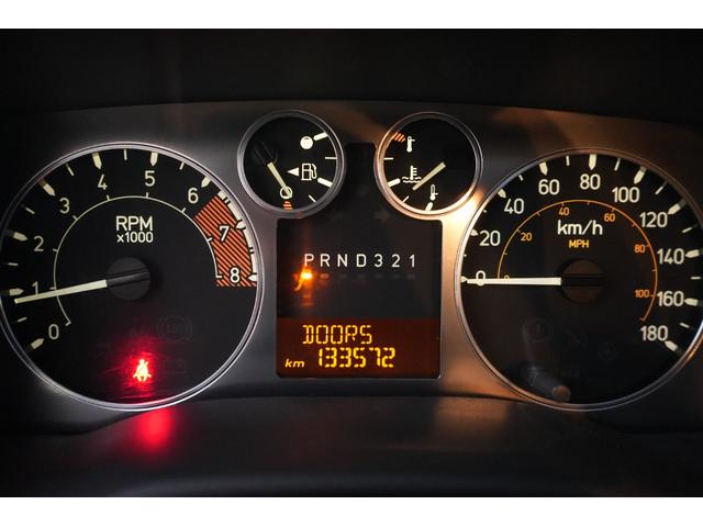 ハマーＨ３ 　タイプＧ　左ハンドル　サンルーフ　正規ディーラー車（保証書＆取説）　ツートンレザーシート　パワーシート　社外ナビ　Ｂｌｕｅｔｏｏｔｈ　Ｂカメラ　記録簿　ＴＶ（29枚目）