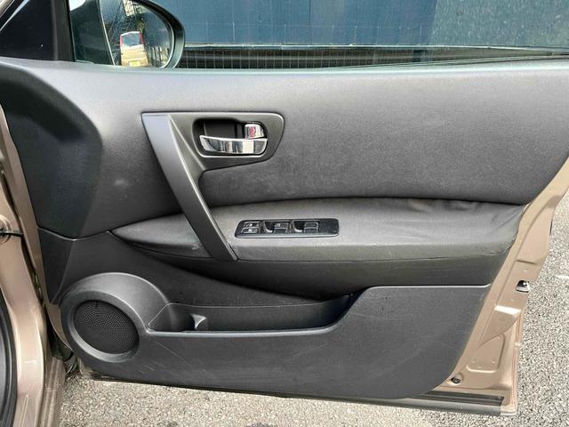 デュアリス ２０Ｓ　ＥＴＣ　バックカメラ　サイドカメラ　ナビ　ＴＶ　電動格納ミラー　ＣＶＴ　ＣＤ　ＤＶＤ再生　ミュージックプレイヤー接続可（37枚目）
