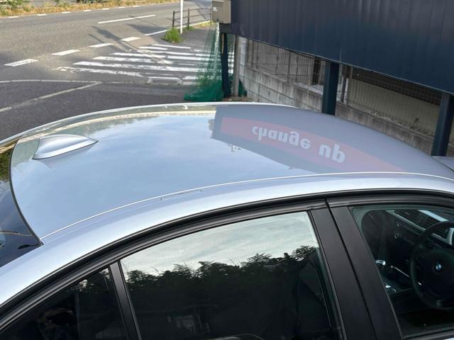 ３シリーズ ３２０ｉ　３２０ｉｓ　ＥＴＣ　ナビ　アルミホイール　オートライト　スマートキー　アイドリングストップ　ＡＴ　ＥＳＣ　ＣＤ　ＤＶＤ再生　ＵＳＢ　ミュージックプレイヤー接続可　Ｂｌｕｅｔｏｏｔｈ　エアコン（17枚目）