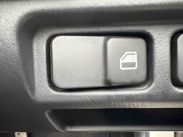 ロードスター SP オープンカー ETC ナビ AT キーレスエントリー アルミホイール 衝突安全ボディ ABS エアコン パワーステアリング パワーウィンドウ 車高調、 社外アルミ モモステアリング(50枚目)