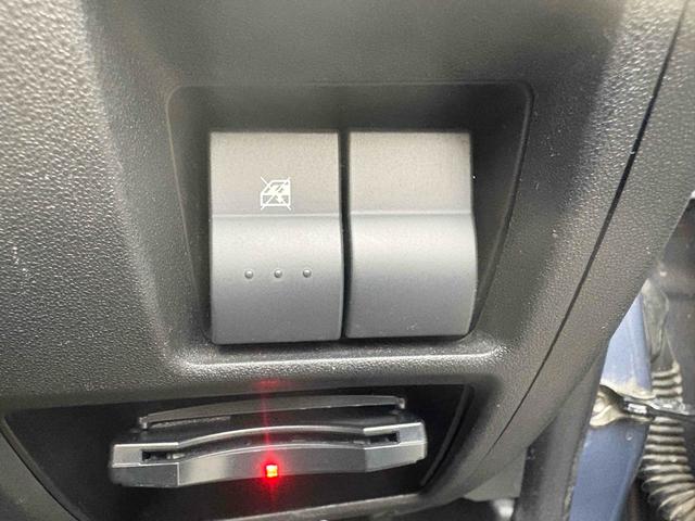 ロードスター ＲＳ　オープンカー　ドライブレコーダー　ＥＴＣ　バックカメラ　ＨＩＤ　ＭＴ　キーレスエントリー　アルミホイール　盗難防止システム　衝突安全ボディ　ＡＢＳ　Ｂｌｕｅｔｏｏｔｈ　エアコン　パワーステアリング（9枚目）