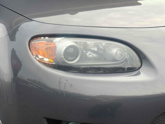 ロードスター ＲＳ　オープンカー　ドライブレコーダー　ＥＴＣ　バックカメラ　ＨＩＤ　ＭＴ　キーレスエントリー　アルミホイール　盗難防止システム　衝突安全ボディ　ＡＢＳ　Ｂｌｕｅｔｏｏｔｈ　エアコン　パワーステアリング（19枚目）