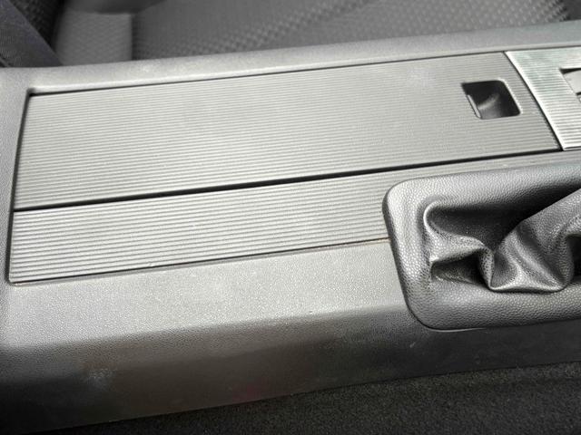 ロードスター ＲＳ　オープンカー　ドライブレコーダー　ＥＴＣ　バックカメラ　ＨＩＤ　ＭＴ　キーレスエントリー　アルミホイール　盗難防止システム　衝突安全ボディ　ＡＢＳ　Ｂｌｕｅｔｏｏｔｈ　エアコン　パワーステアリング（35枚目）