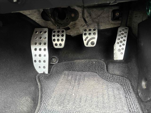 ロードスター ＲＳ　オープンカー　ドライブレコーダー　ＥＴＣ　バックカメラ　ＨＩＤ　ＭＴ　キーレスエントリー　アルミホイール　盗難防止システム　衝突安全ボディ　ＡＢＳ　Ｂｌｕｅｔｏｏｔｈ　エアコン　パワーステアリング（42枚目）