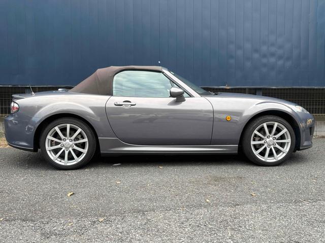 ロードスター ＲＳ　オープンカー　ドライブレコーダー　ＥＴＣ　バックカメラ　ＨＩＤ　ＭＴ　キーレスエントリー　アルミホイール　盗難防止システム　衝突安全ボディ　ＡＢＳ　Ｂｌｕｅｔｏｏｔｈ　エアコン　パワーステアリング（69枚目）