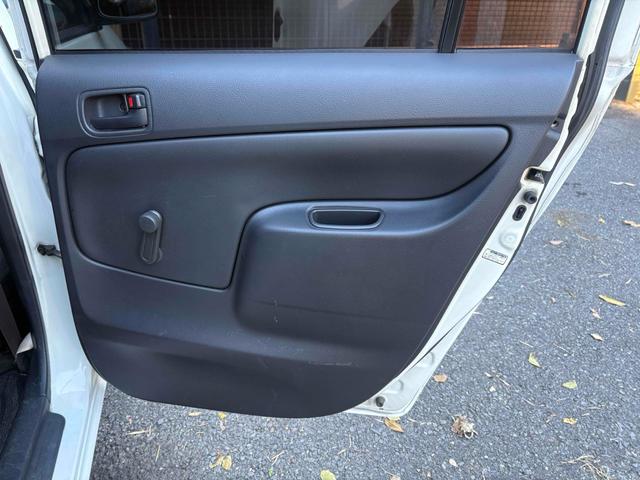 プロボックスバン ETC TV アルミホイール MT CD DVD再生 エアコン 車高調 レカロシート ローダウン Bカメラ(52枚目)