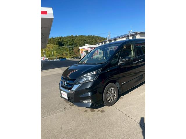 セレナ ｅ－パワー　ハイウェイスターＶ　純正ナビ　全方位モニター　フリップダウンリヤモニター　両側パワースライドドア　ＬＥＤヘッドライト　純正アルミホイール　ＥＴＣ　ドライブレコーダー（3枚目）