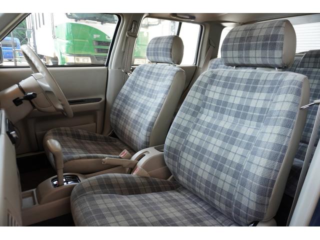 ラシーン タイプＩＩＩ　タイプＩＩＩ　４ＷＤ　２年車検付き　法定整備付き　サンルーフ　チェック柄シート　ルーフレール　スペアタイヤキャリア　１５００ＣＣ（14枚目）