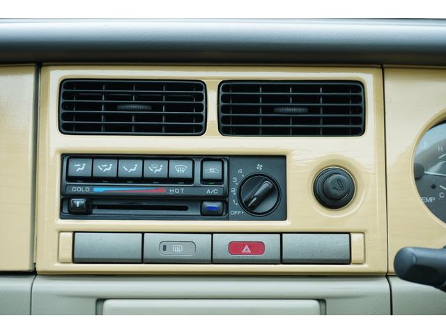 ラシーン タイプＡ　サンルーフ　カーナビ　前後ドライブレコーダー　ＥＴＣ　ウッドパネル　地図柄シート　ルーフレール　ＹＯＫＯＨＡＭＡタイヤ　スペアタイヤキャリア　１５００ＣＣ（19枚目）
