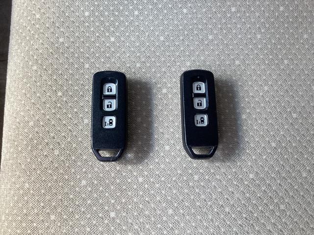 Ｎ－ＢＯＸ Ｇ・Ｌパッケージ　ドライブレコーダー　ＥＴＣ　バックカメラ　両側スライド・片側電動　スマートキー　アイドリングストップ　電動格納ミラー　ベンチシート　ＣＶＴ　盗難防止システム　ＡＢＳ　ＥＳＣ　ＣＤ　ＤＶＤ再生　ＵＳＢ（31枚目）