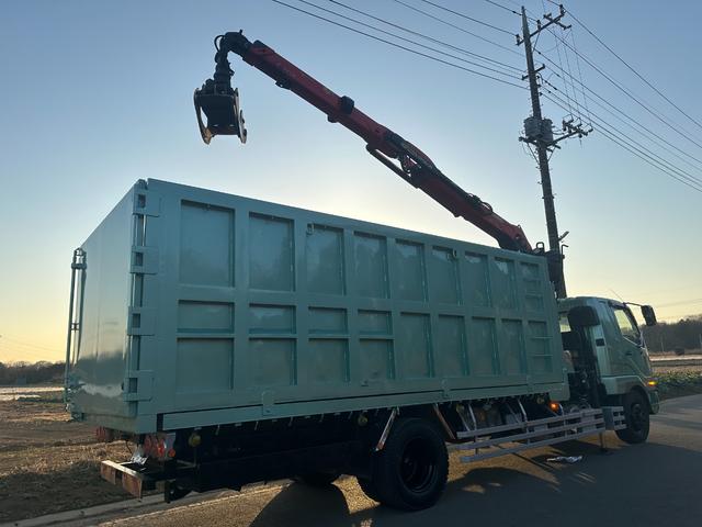 ファイター 　ＭＴ　後輪ダブル　ＥＴＣ　バックカメラ　エアコン　パワーウィンドウ　運転席エアバッグ（8枚目）