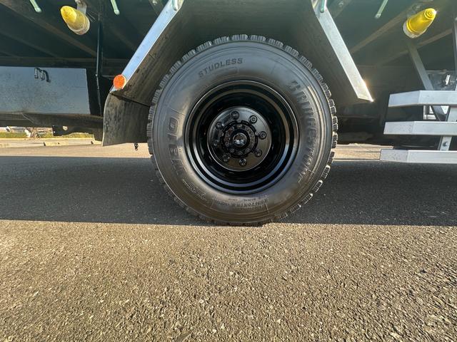 ファイター 　ＭＴ　後輪ダブル　ＥＴＣ　バックカメラ　エアコン　パワーウィンドウ　運転席エアバッグ（39枚目）