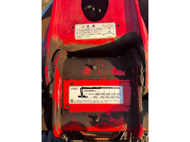 ファイター 　ＭＴ　後輪ダブル　ＥＴＣ　バックカメラ　エアコン　パワーウィンドウ　運転席エアバッグ（47枚目）