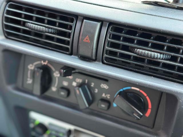 クリッパーバン GL AT ETC ナビ 両側スライドドア ABS エアコン パワーウィンドウ 運転席エアバッグ 助手席エアバッグ カセット(24枚目)