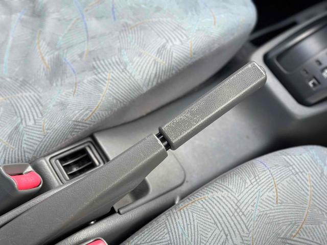 クリッパーバン GL AT ETC ナビ 両側スライドドア ABS エアコン パワーウィンドウ 運転席エアバッグ 助手席エアバッグ カセット(27枚目)