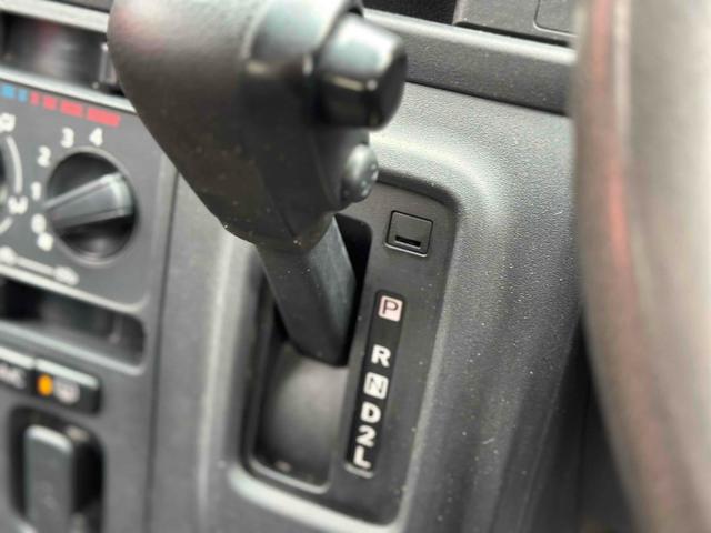 ハイゼットカーゴ クルーズSAIII 軽バン AT 衝突被害軽減システム クリアランスソナー ETC 両側スライドドア アイドリングストップ 電動格納ミラー オートマチックハイビーム ESC エアコン パワーウィンドウ 運転席エアバッグ(29枚目)