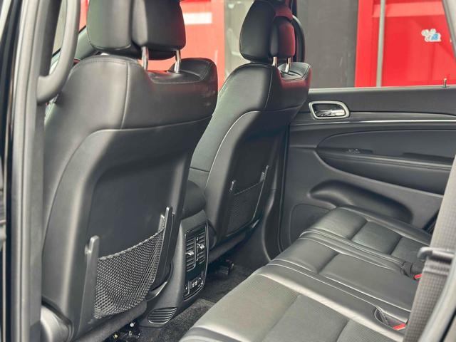 ジープ・グランドチェロキー リミテッド　ドライブレコーダー　バックカメラ　クリアランスソナー　レーンアシスト　パワーシート　パークアシスト　ナビ　アルミホイール　スマートキー　アイドリングストップ　シートヒーター　ＣＶＴ　ＵＳＢ（16枚目）