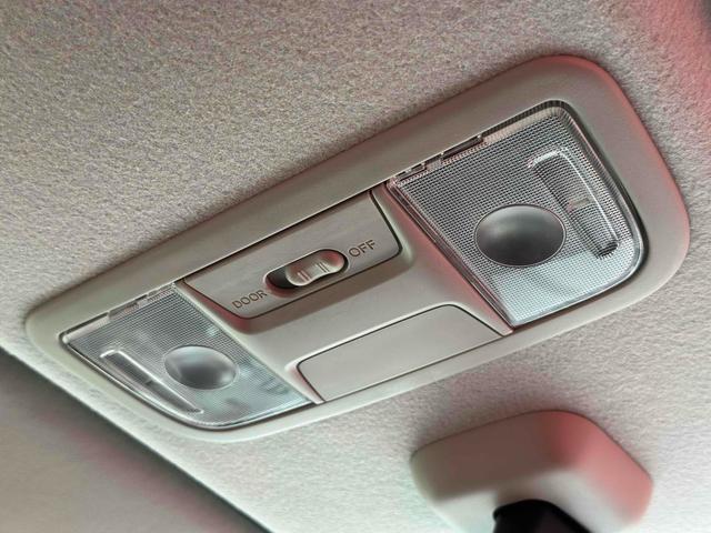 Ｎ－ＢＯＸカスタム Ｇ・ターボＬパッケージ　アルパインナビ／ドライブレコーダー　ＥＴＣ　バックカメラ　両側電動スライドドア　　ＴＶ　オートクルーズコントロール　オートライト　ＨＩＤ　スマートキー　アイドリングストップ　電動格納ミラー（28枚目）