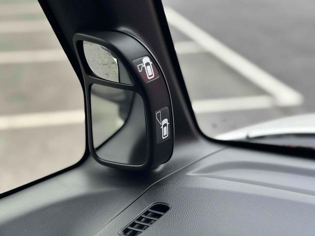 Ｎ－ＢＯＸカスタム Ｇ・ターボＬパッケージ　アルパインナビ／ドライブレコーダー　ＥＴＣ　バックカメラ　両側電動スライドドア　　ＴＶ　オートクルーズコントロール　オートライト　ＨＩＤ　スマートキー　アイドリングストップ　電動格納ミラー（33枚目）