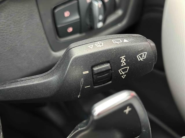 3シリーズ 320dツーリング Mスポーツ ヘッドアップディスプレイ ETC バックカメラ ナビ クリアランスソナー レーンアシスト アルミホイール オートライト パワーシート アイドリングストップ ESC CD USB Bluetooth(26枚目)