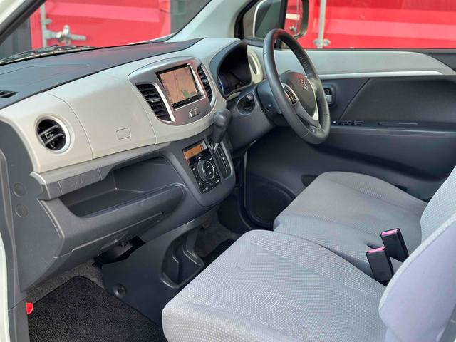 ワゴンR FZ ナビ TV 衝突被害軽減システム スマートキー アイドリングストップ 電動格納ミラー シートヒーター ベンチシート CVT 盗難防止システム ABS ESC アルミホイール 衝突安全ボディ エアコン(12枚目)