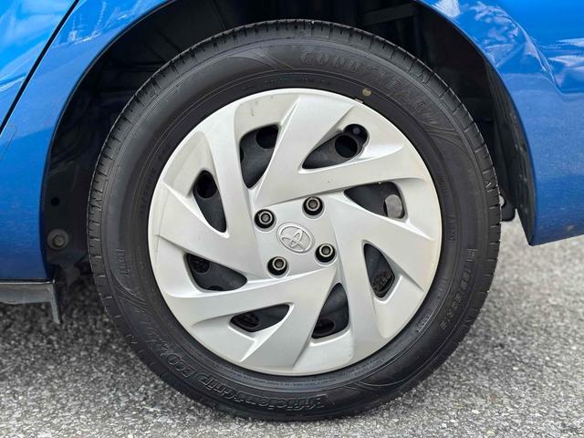 アクア Ｓ　ドライブレコーダー　ＥＴＣ　バックカメラ　ナビ　ＴＶ　レーンアシスト　衝突被害軽減システム　オートマチックハイビーム　オートライト　スマートキー　電動格納ミラー　ＣＶＴ　盗難防止システム（5枚目）