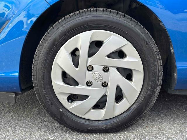 アクア Ｓ　ドライブレコーダー　ＥＴＣ　バックカメラ　ナビ　ＴＶ　レーンアシスト　衝突被害軽減システム　オートマチックハイビーム　オートライト　スマートキー　電動格納ミラー　ＣＶＴ　盗難防止システム（6枚目）