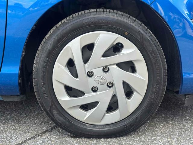 アクア Ｓ　ドライブレコーダー　ＥＴＣ　バックカメラ　ナビ　ＴＶ　レーンアシスト　衝突被害軽減システム　オートマチックハイビーム　オートライト　スマートキー　電動格納ミラー　ＣＶＴ　盗難防止システム（9枚目）