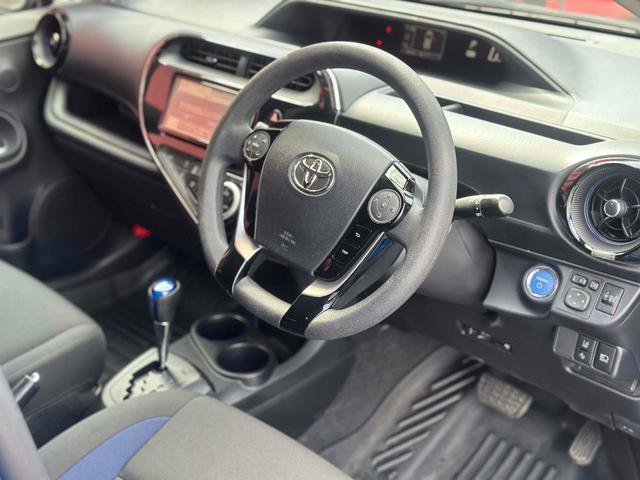 アクア Ｓ　ドライブレコーダー　ＥＴＣ　バックカメラ　ナビ　ＴＶ　レーンアシスト　衝突被害軽減システム　オートマチックハイビーム　オートライト　スマートキー　電動格納ミラー　ＣＶＴ　盗難防止システム（17枚目）