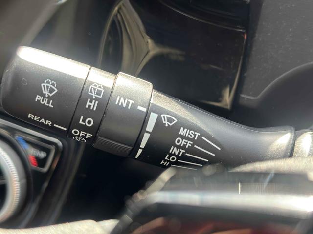 アクア Ｓ　ドライブレコーダー　ＥＴＣ　バックカメラ　ナビ　ＴＶ　レーンアシスト　衝突被害軽減システム　オートマチックハイビーム　オートライト　スマートキー　電動格納ミラー　ＣＶＴ　盗難防止システム（19枚目）