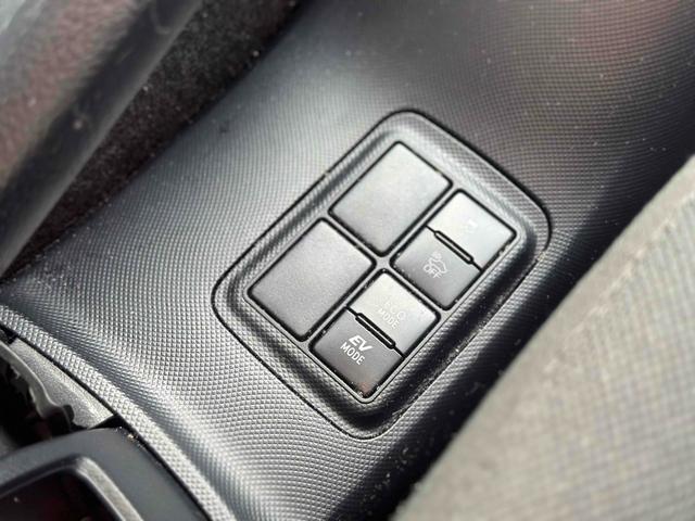 アクア Ｓ　ドライブレコーダー　ＥＴＣ　バックカメラ　ナビ　ＴＶ　レーンアシスト　衝突被害軽減システム　オートマチックハイビーム　オートライト　スマートキー　電動格納ミラー　ＣＶＴ　盗難防止システム（25枚目）