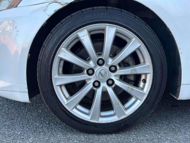 ＩＳ ＩＳ２５０　ＥＴＣ　オートクルーズコントロール　バックカメラ　ナビ　アルミホイール　オートライト　ＣＶＴ　スマートキー　電動格納ミラー　パワーシート　ＣＤ　ＵＳＢ　ミュージックプレイヤー接続可　ＥＳＣ　エアコン（8枚目）