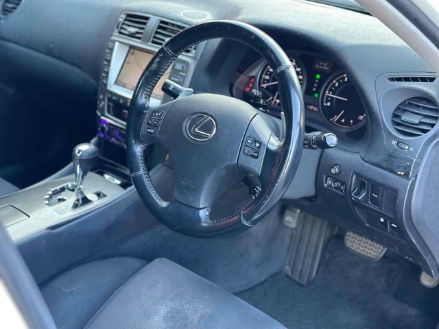 ＩＳ ＩＳ２５０　ＥＴＣ　オートクルーズコントロール　バックカメラ　ナビ　アルミホイール　オートライト　ＣＶＴ　スマートキー　電動格納ミラー　パワーシート　ＣＤ　ＵＳＢ　ミュージックプレイヤー接続可　ＥＳＣ　エアコン（17枚目）