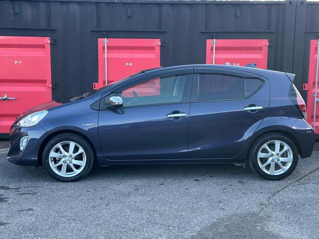 アクア S ビューティーPKG・LEDヘッドランプPKG・シャイニーデコレーションPKG・ツーリングPKG16インチアルミホイール/シートヒーター/ETC/バックカメラ/Bluetooth/スマートキー(7枚目)