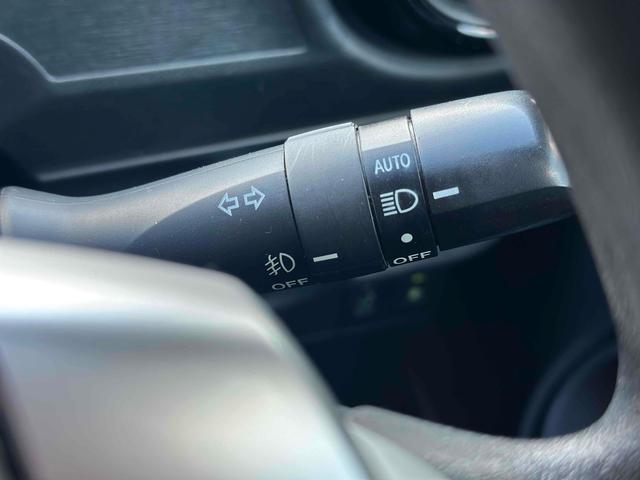 アクア S ビューティーPKG・LEDヘッドランプPKG・シャイニーデコレーションPKG・ツーリングPKG16インチアルミホイール/シートヒーター/ETC/バックカメラ/Bluetooth/スマートキー(20枚目)