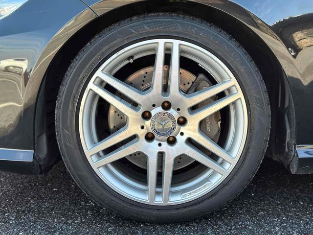 Ｅクラス 　バックカメラ　ナビ　ＴＶ　クリアランスソナー　オートクルーズコントロール　ＡＴ　サンルーフ　オートライト　スマートキー　電動格納ミラー　シートヒーター　アルミホイール　パワーシート　エアコン（10枚目）