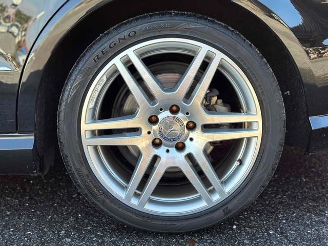 Ｅクラス 　バックカメラ　ナビ　ＴＶ　クリアランスソナー　オートクルーズコントロール　ＡＴ　サンルーフ　オートライト　スマートキー　電動格納ミラー　シートヒーター　アルミホイール　パワーシート　エアコン（11枚目）