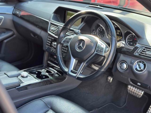 Ｅクラス 　バックカメラ　ナビ　ＴＶ　クリアランスソナー　オートクルーズコントロール　ＡＴ　サンルーフ　オートライト　スマートキー　電動格納ミラー　シートヒーター　アルミホイール　パワーシート　エアコン（19枚目）