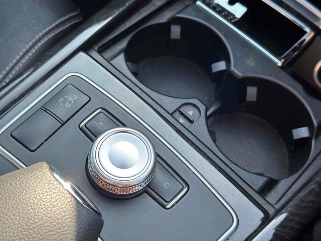 Ｅクラス 　バックカメラ　ナビ　ＴＶ　クリアランスソナー　オートクルーズコントロール　ＡＴ　サンルーフ　オートライト　スマートキー　電動格納ミラー　シートヒーター　アルミホイール　パワーシート　エアコン（32枚目）