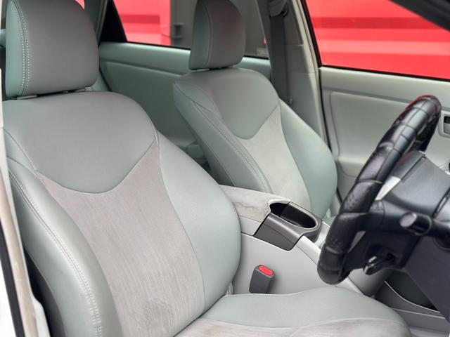 プリウス G 内外装フルUS仕様/サンルーフ/エアメクストエアサス/アクアレザーパッケージシート/carrozzeriaサブウーファー/ETC/バックカメラ/Bluetooth(15枚目)