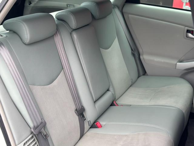 プリウス G 内外装フルUS仕様/サンルーフ/エアメクストエアサス/アクアレザーパッケージシート/carrozzeriaサブウーファー/ETC/バックカメラ/Bluetooth(18枚目)