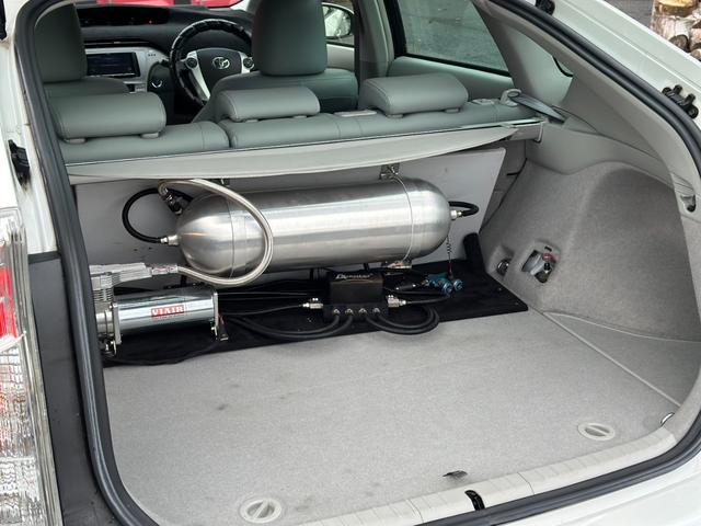 プリウス G 内外装フルUS仕様/サンルーフ/エアメクストエアサス/アクアレザーパッケージシート/carrozzeriaサブウーファー/ETC/バックカメラ/Bluetooth(37枚目)